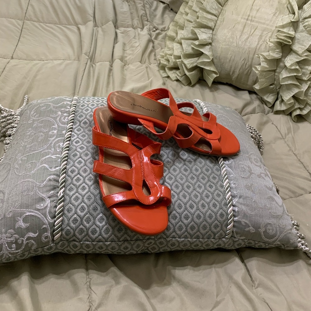 Cloudwalkers Excellent Condition Orange Sandals - image 1